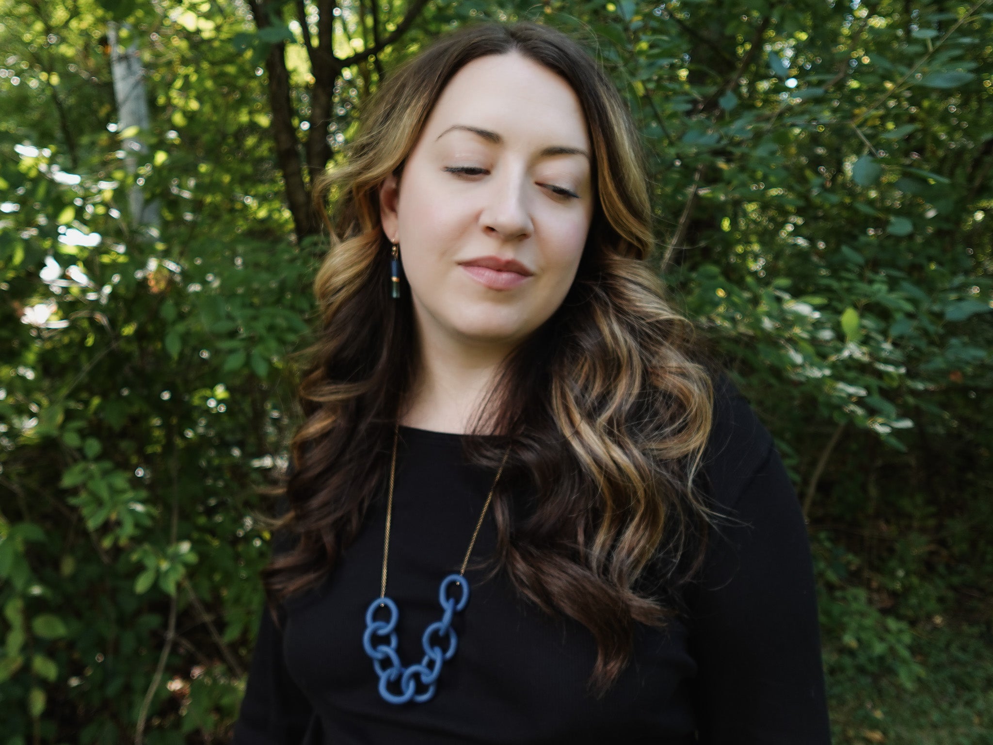 Solace Chain Necklace in Midnight