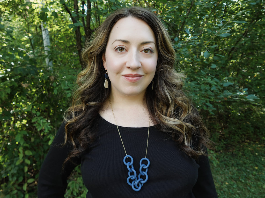 Solace Chain Necklace in Midnight