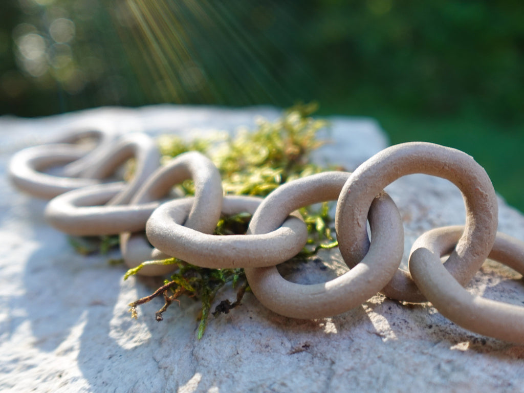 Solace Chain Necklace in Golden Hour